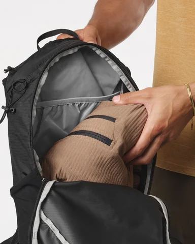 MOCHILA SALOMON TRAILBLACER 30 - Imagen 5